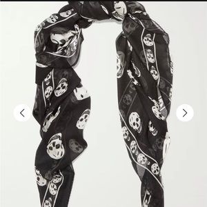 Alexander McQueen scarf (One Size)